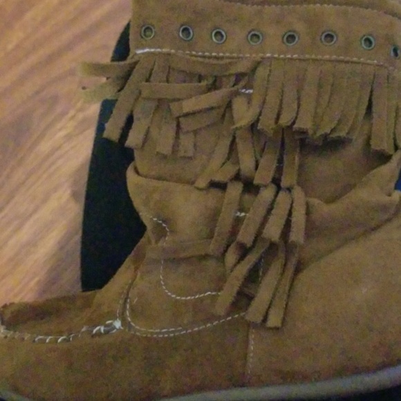 Mudd Moccasins - Picture 4 of 4